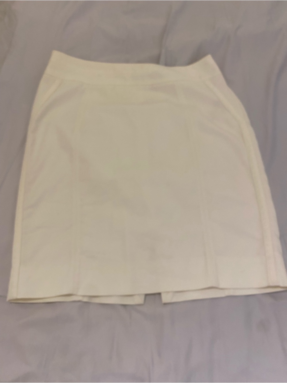 White House Black Market Cream Pencil Skirt - Tailored Minimalist. NWOT